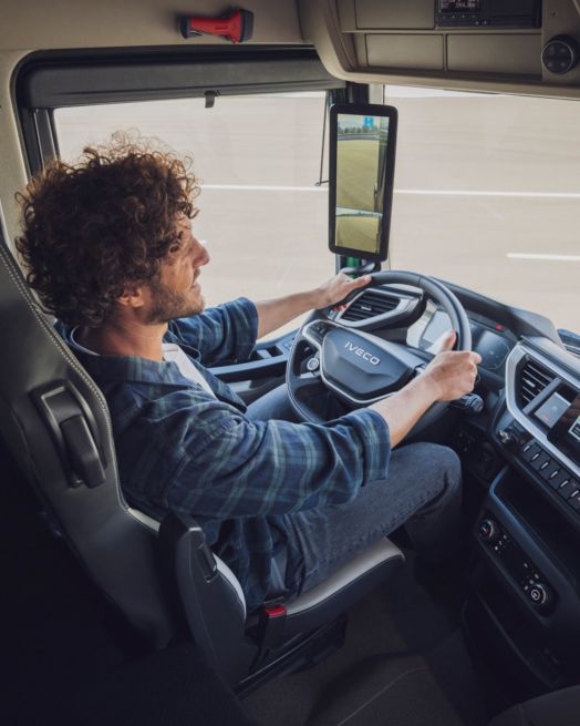 IVECO S-eWay Artic